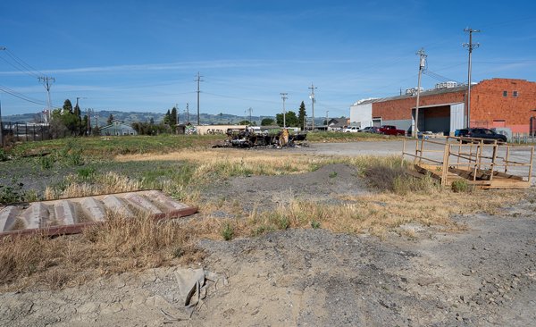 Undeveloped Parcels Behind CVS and The Block, a vacant property in downtown Petaluma