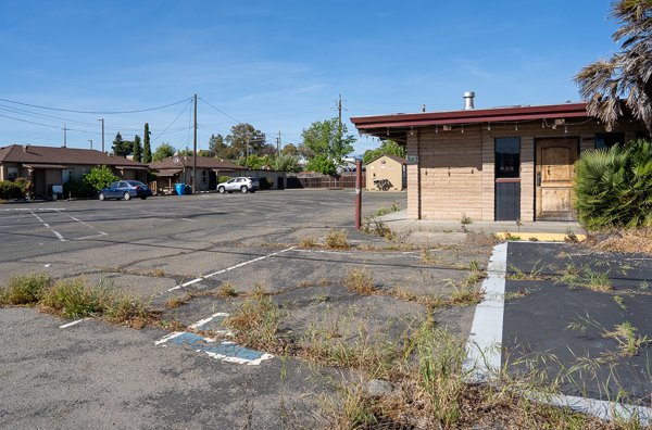 Former Traxx Bar & Grill, a vacant property in downtown Petaluma